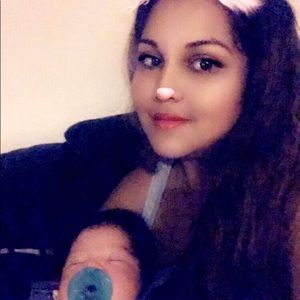 Meet your Posher, Alma